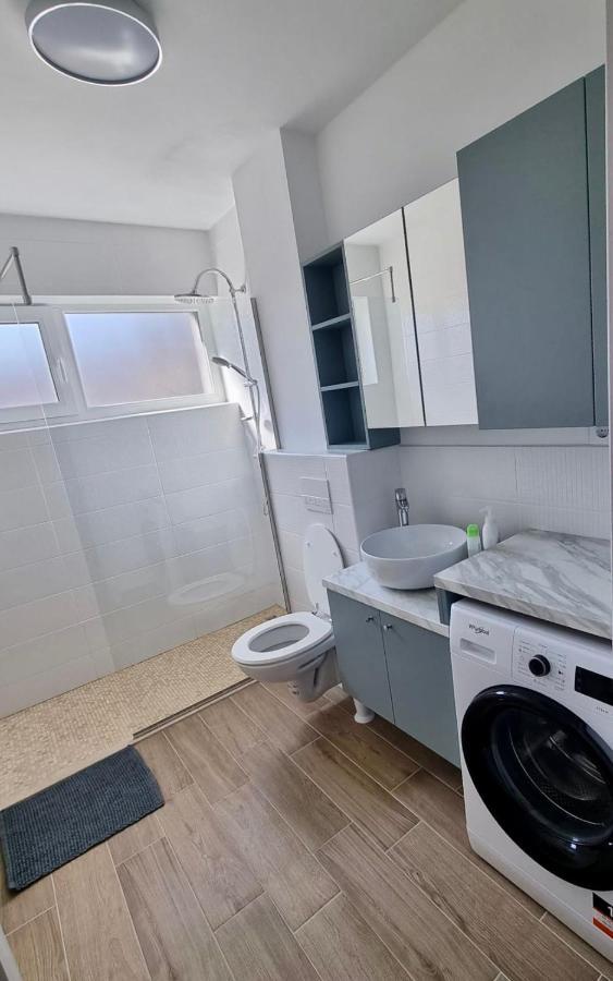 Lily Central Apartment With Free Parking Târgu-Mureş 外观 照片