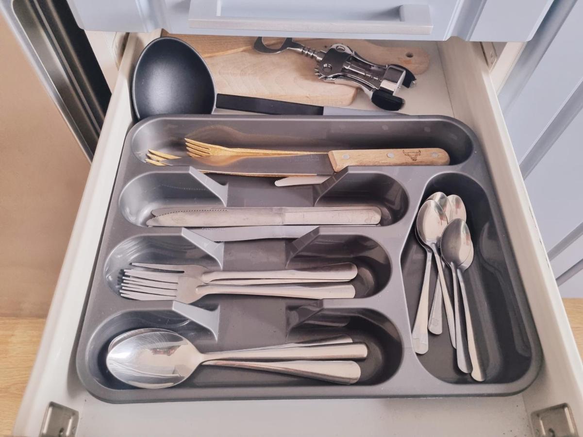 Lily Central Apartment With Free Parking Târgu-Mureş 外观 照片
